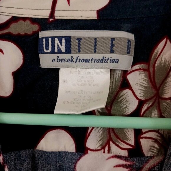 VTG 90s UNTIED Rayon Shirt Men's XL Floral Black Beach Hawaiian - Picture 2 of 6